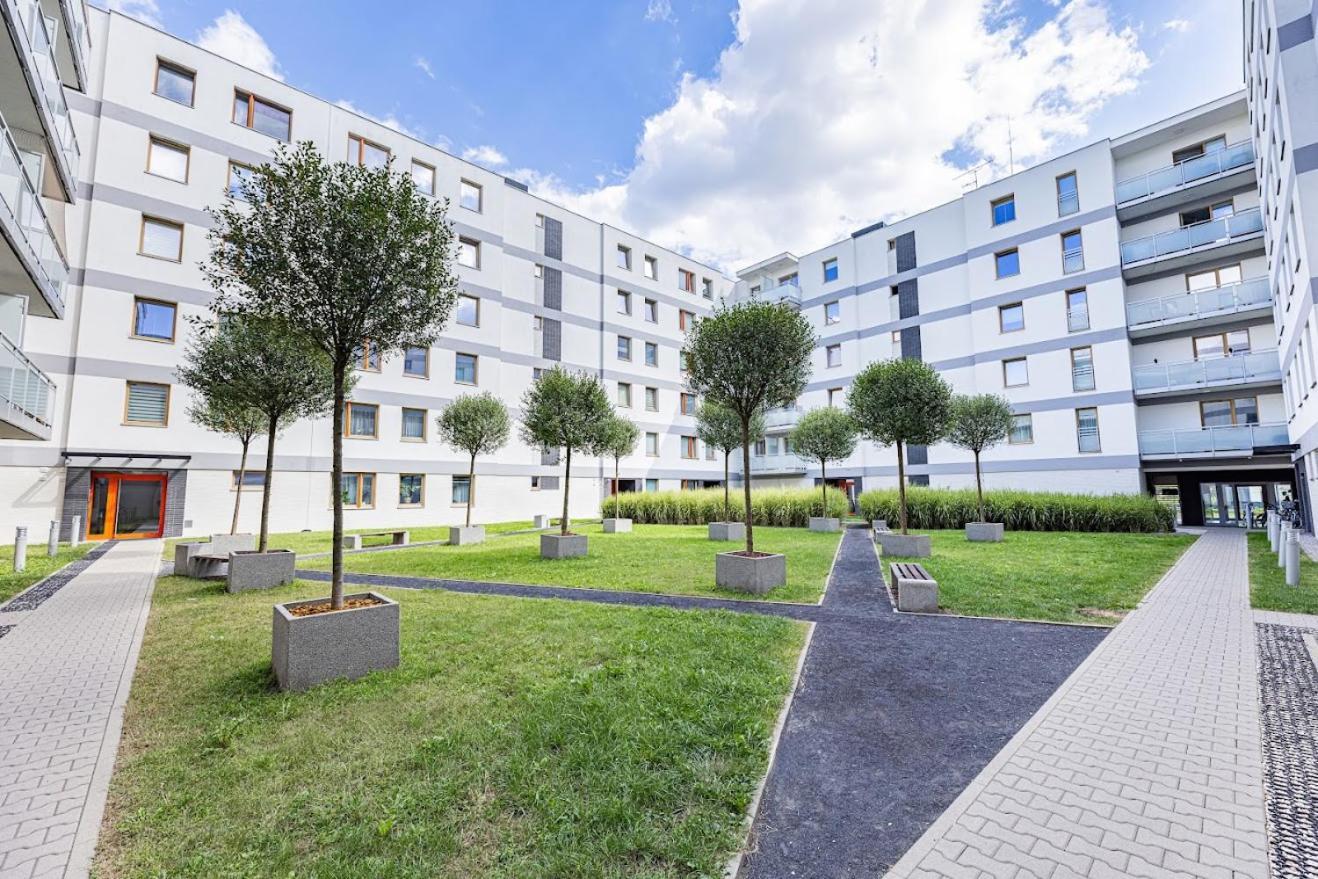 Fajny Apartament Z Parkingiem, Obok Metra. Βαρσοβία Εξωτερικό φωτογραφία
