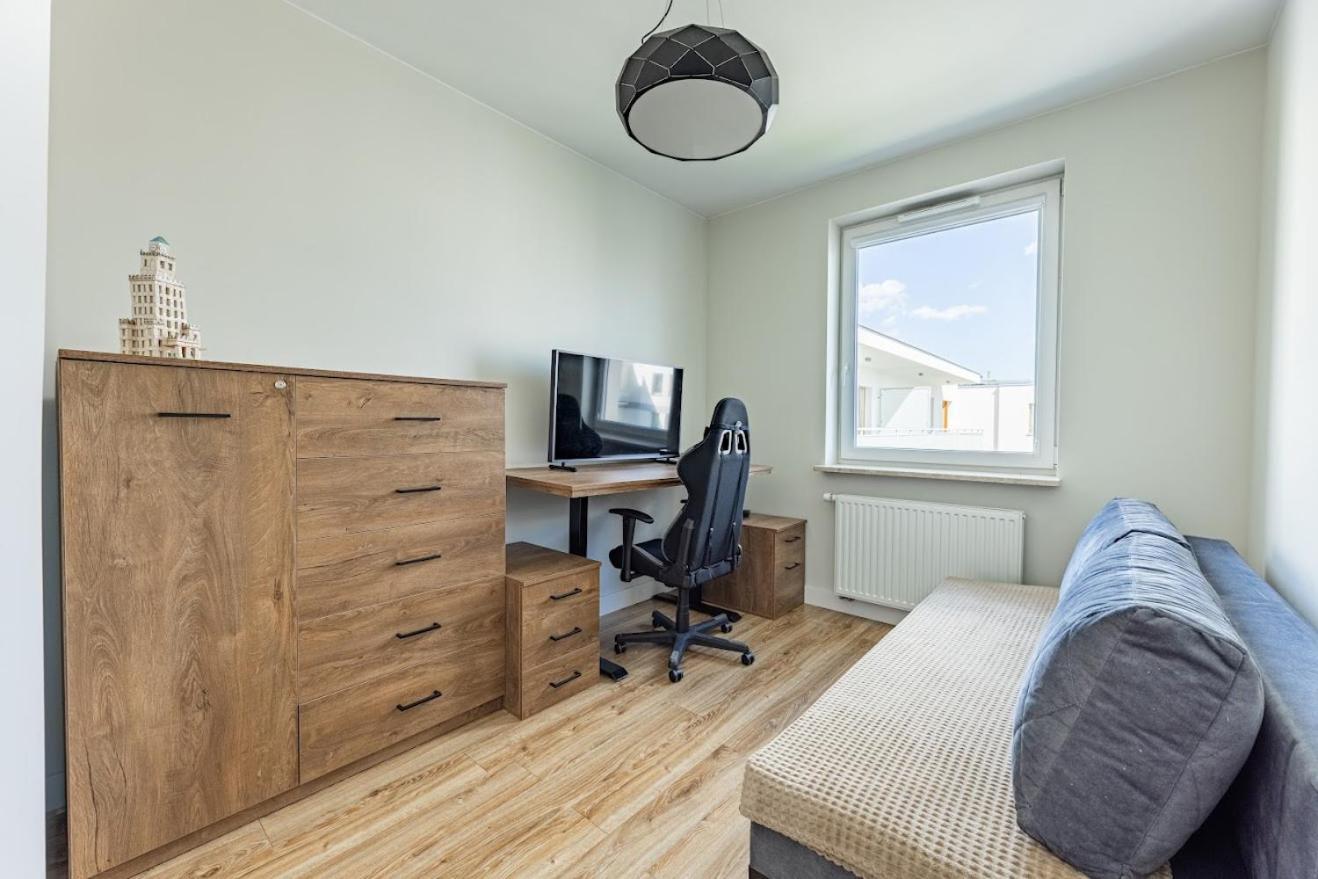 Fajny Apartament Z Parkingiem, Obok Metra. Βαρσοβία Εξωτερικό φωτογραφία