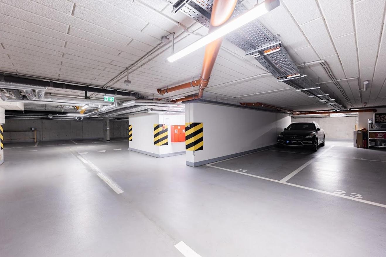 Fajny Apartament Z Parkingiem, Obok Metra. Βαρσοβία Εξωτερικό φωτογραφία